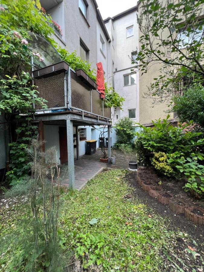 Duisburg Feelhome, Flughafen Nah,3-Schlafzimmer, Dusche Ebenerdig, Zentral, Wifi, Ground Floor Экстерьер фото