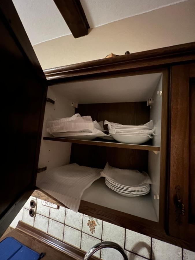 Duisburg Feelhome, Flughafen Nah,3-Schlafzimmer, Dusche Ebenerdig, Zentral, Wifi, Ground Floor Экстерьер фото